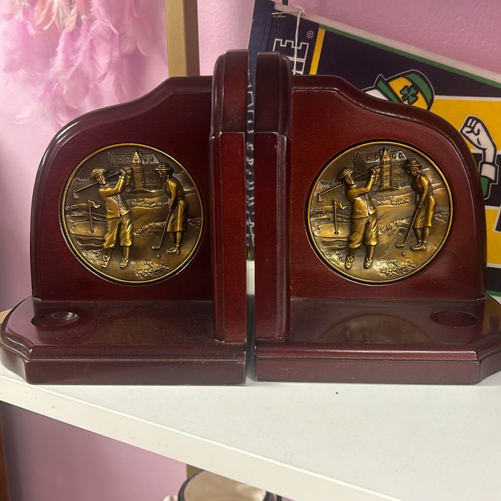 Cherry Colored Wooden Golf Motiff Bookends.